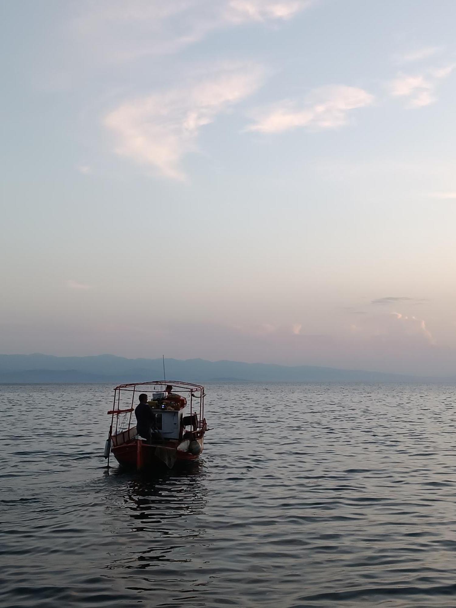 הוילה אפיסוס Mesonisi Με Υπέροχη Θέα Στον Παγασητικό!! מראה חיצוני תמונה